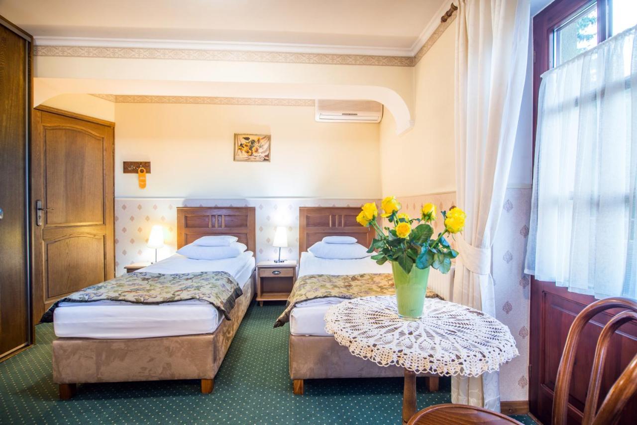 Hotel Dwa Ksiezyce Kazimierz Dolny Dış mekan fotoğraf