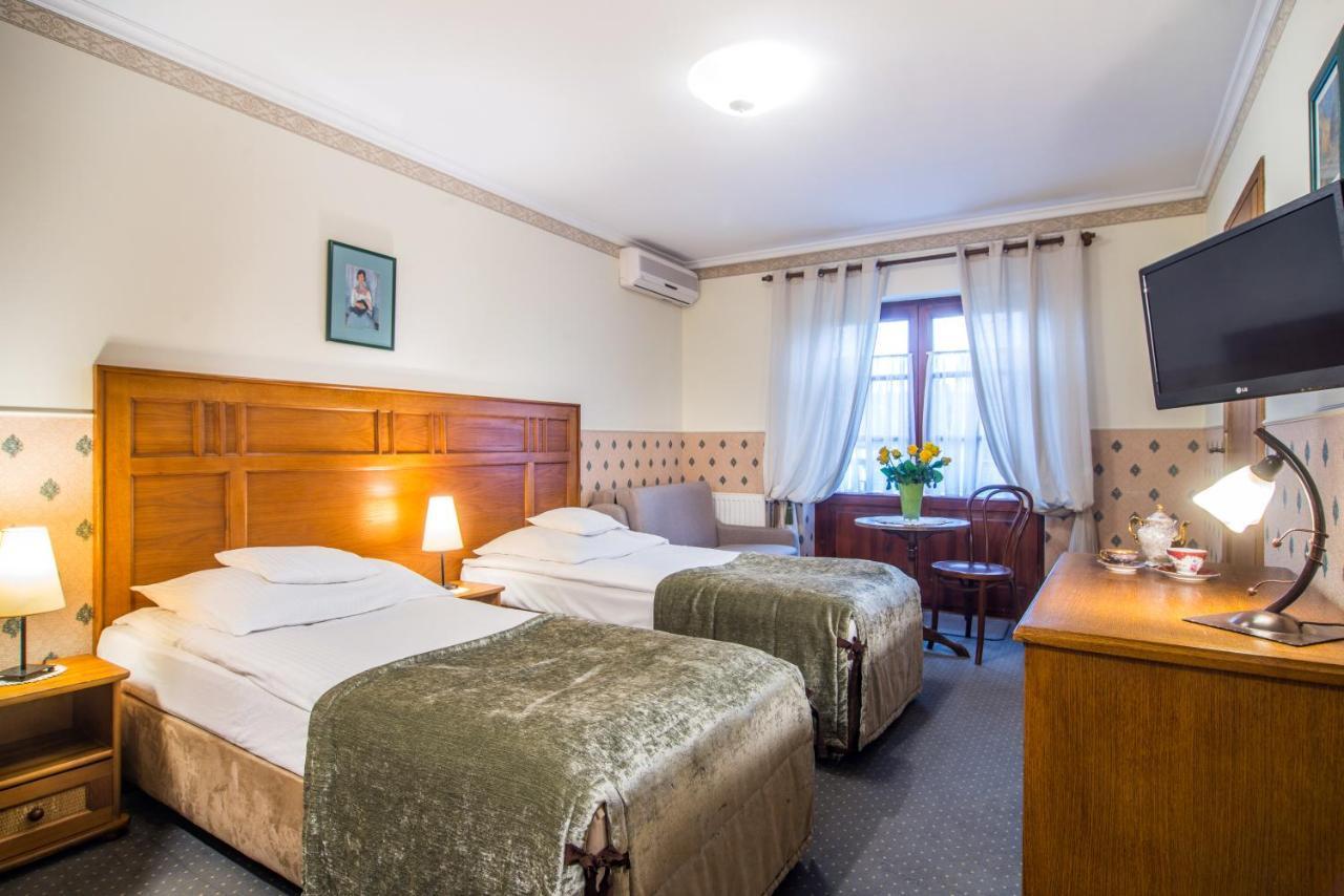 Hotel Dwa Ksiezyce Kazimierz Dolny Dış mekan fotoğraf