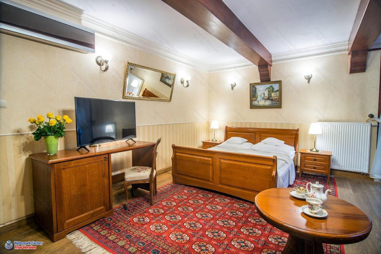 Hotel Dwa Ksiezyce Kazimierz Dolny Dış mekan fotoğraf