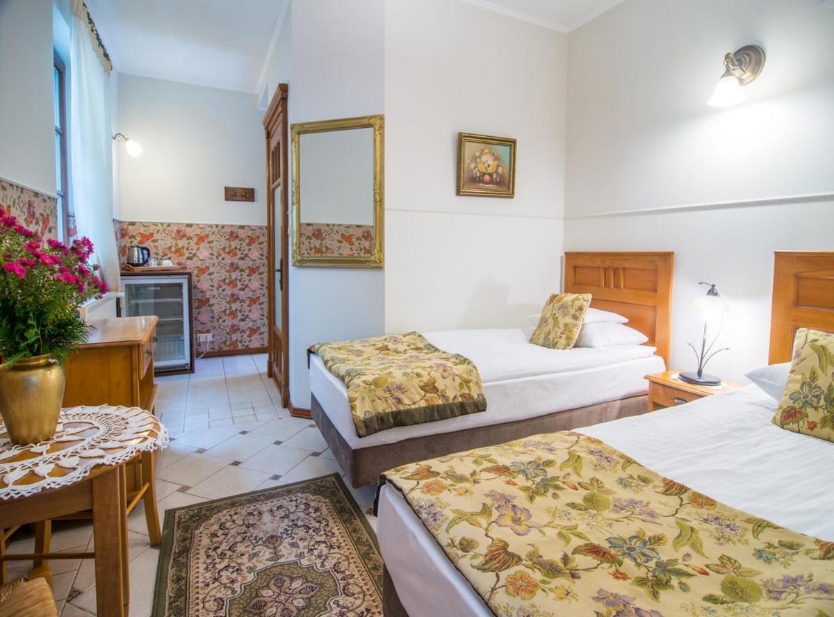 Hotel Dwa Ksiezyce Kazimierz Dolny Dış mekan fotoğraf