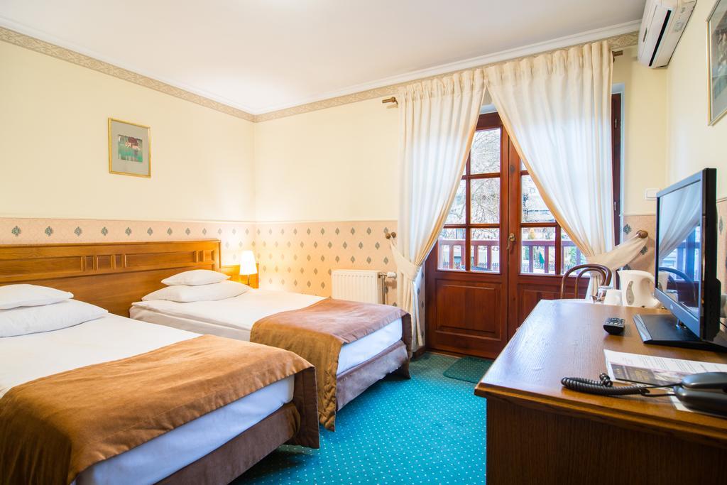 Hotel Dwa Ksiezyce Kazimierz Dolny Dış mekan fotoğraf